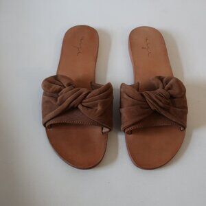 Womens Urge Women's Monika Brown Bow Suede Flat Sandals 38 US/8